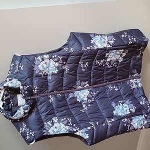 Loft Puffer Vest Women's size XXL - navy with blue, purple, white, gray flowers